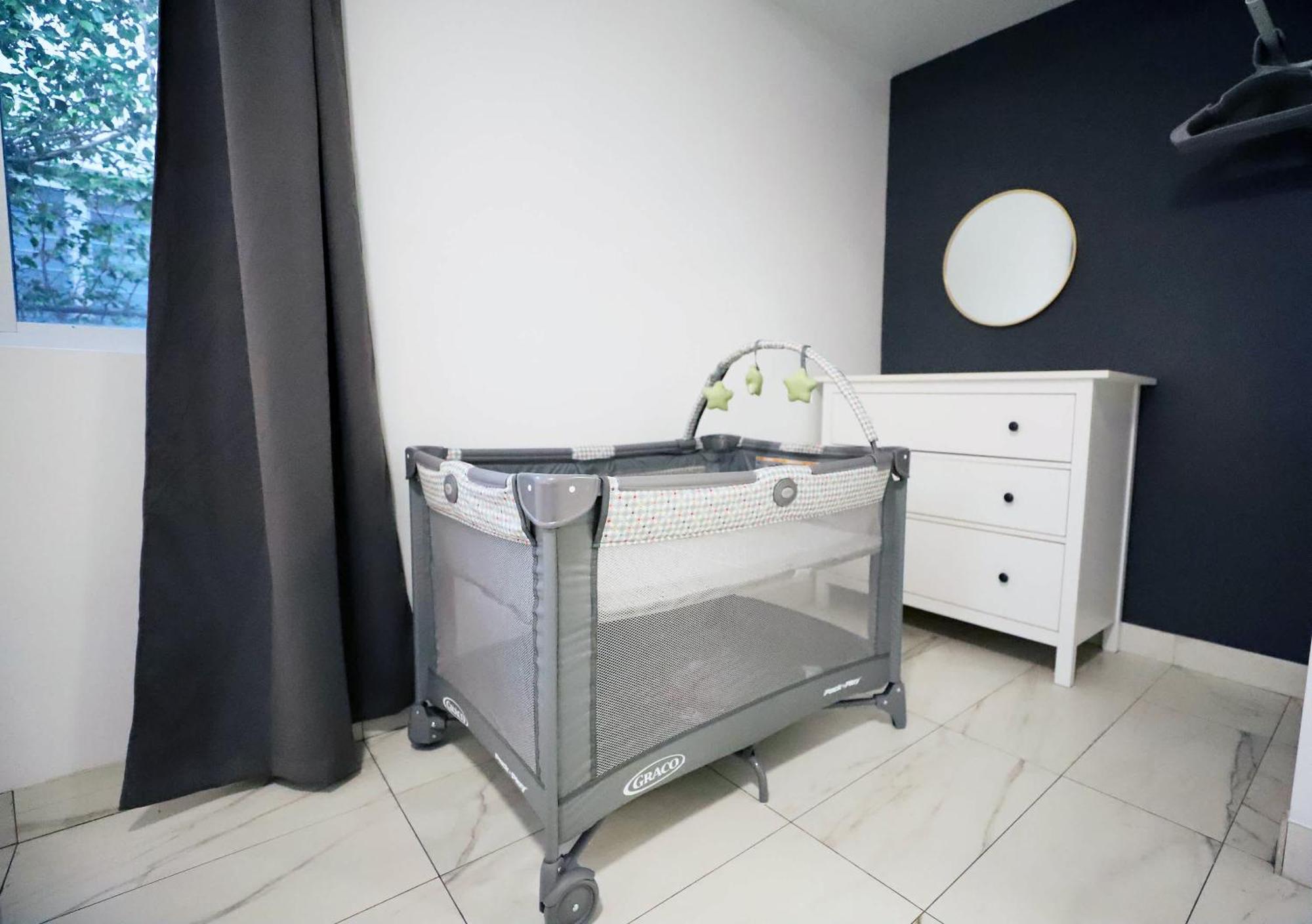 3 Minute Walk To Beach Bungalow Family Friendly Free Parking Маями Бийч Екстериор снимка